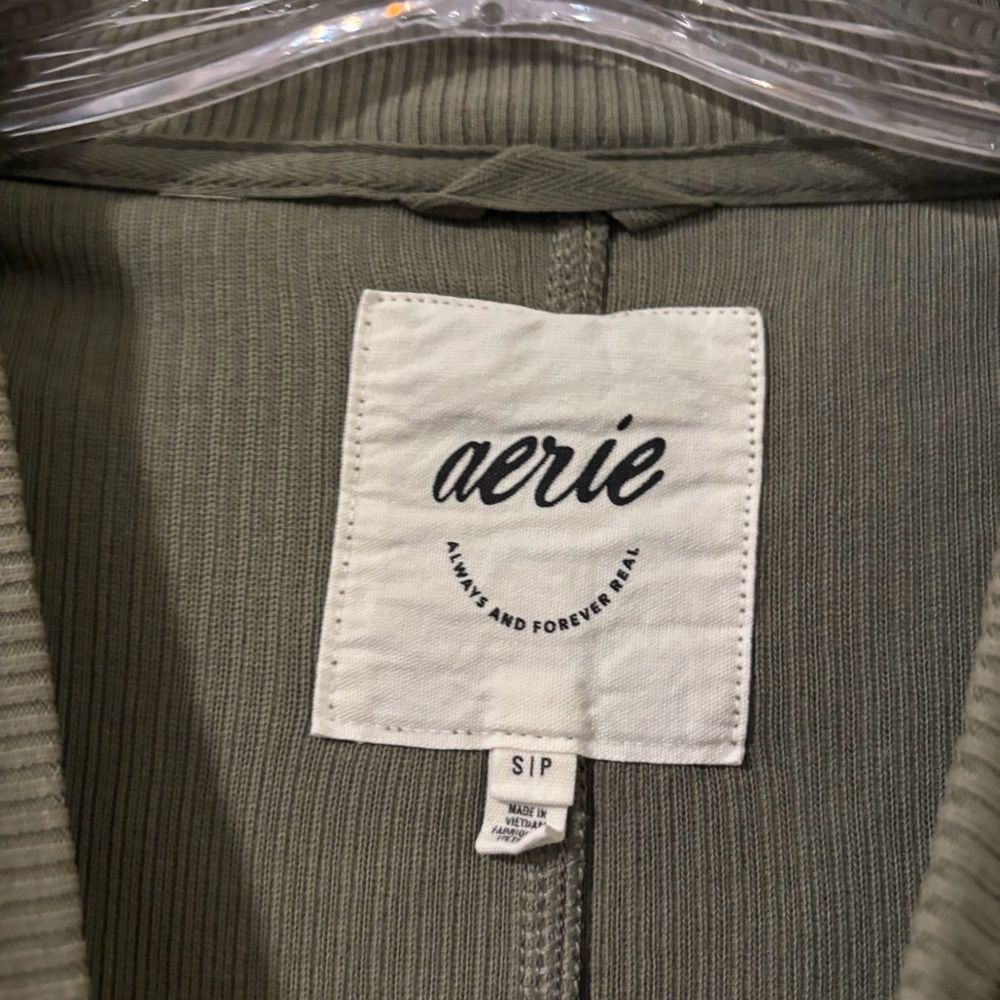NWOT Aerie Olive Green Ribbed Sweatshirt - Picture 3 of 4